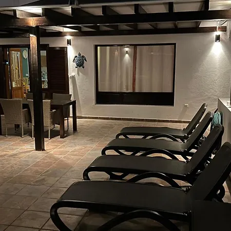 Citrus - Playa Blanca, Private Heated Pool, Air Conditioner Playa Blanca (Lanzarote)