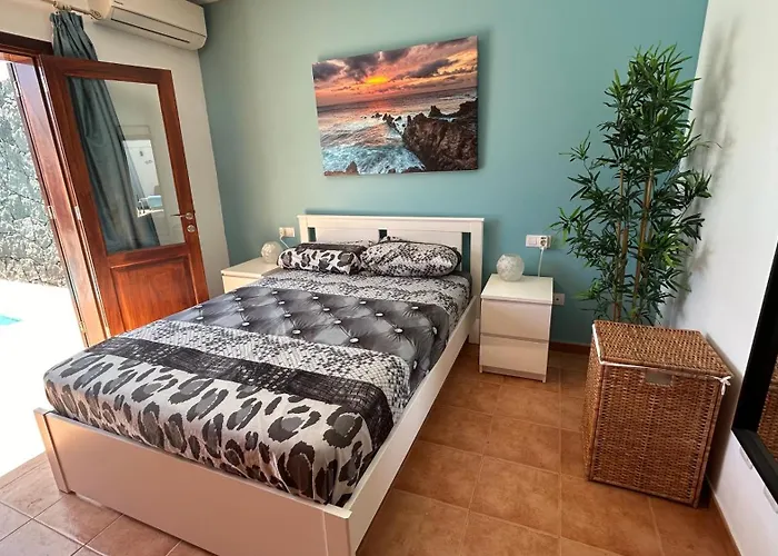 Vila Citrus - Playa Blanca, Private Heated Pool, Air Conditioner *