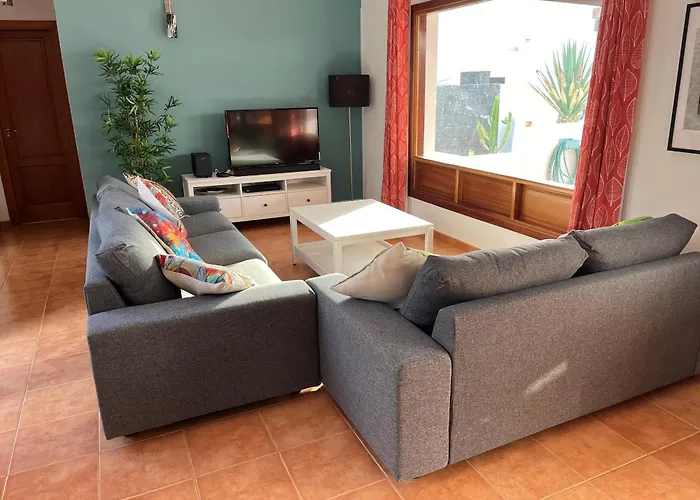 Citrus - Playa Blanca, Private Heated Pool, Air Conditioner Вилла Коста Бланка